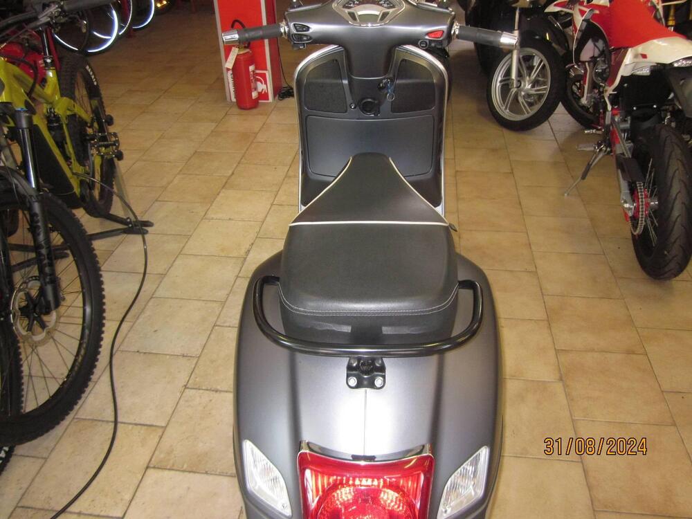 Vespa GTS 300 Super Sport ABS (2010 - 16) (5)