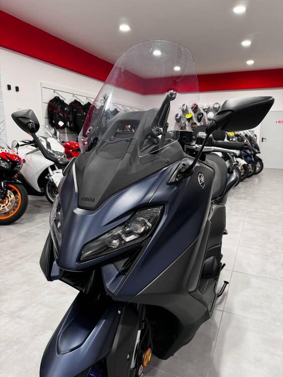 Yamaha T-Max 560 (2022 - 24) (2)