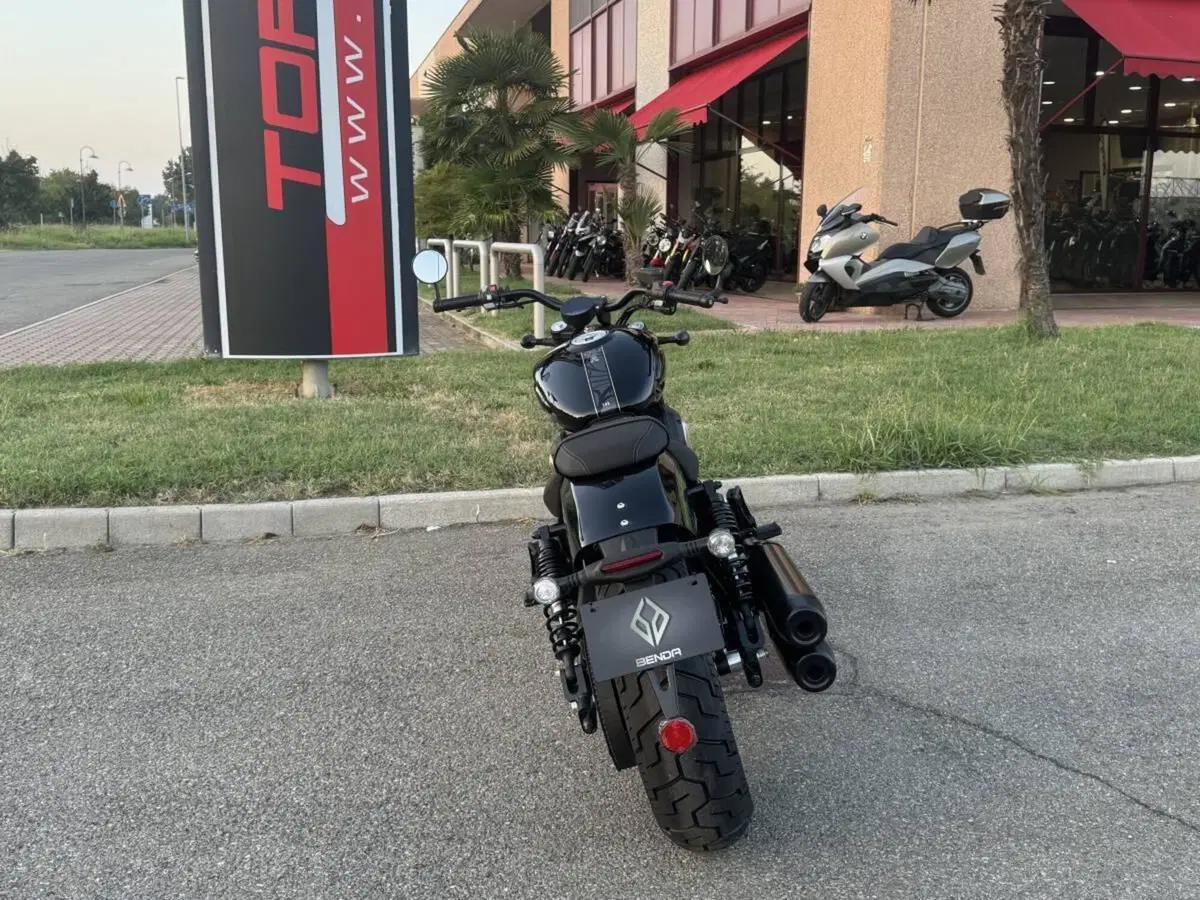 Benda Motorcycles Chinchilla 500 V2 (2025 - 26) (7)