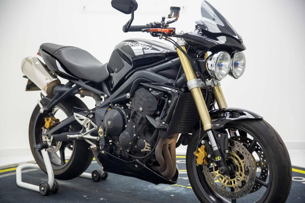 Triumph Street Triple (2007 - 12) (2)