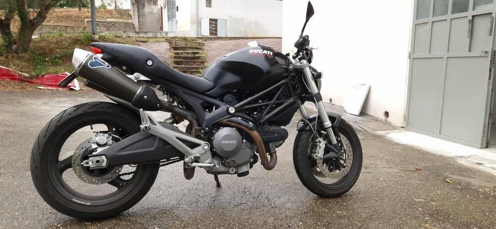 Ducati Monster 696 Plus (2007 - 14) (3)