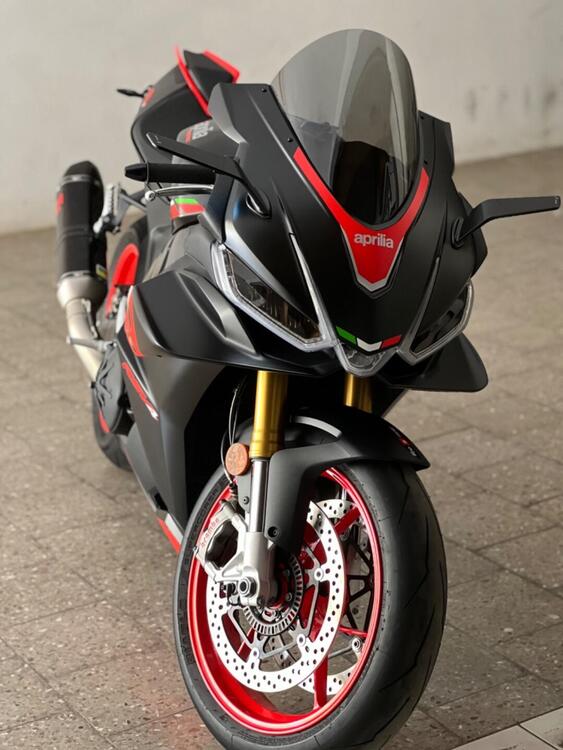 Aprilia RSV4 1100 (2021 - 24) (5)