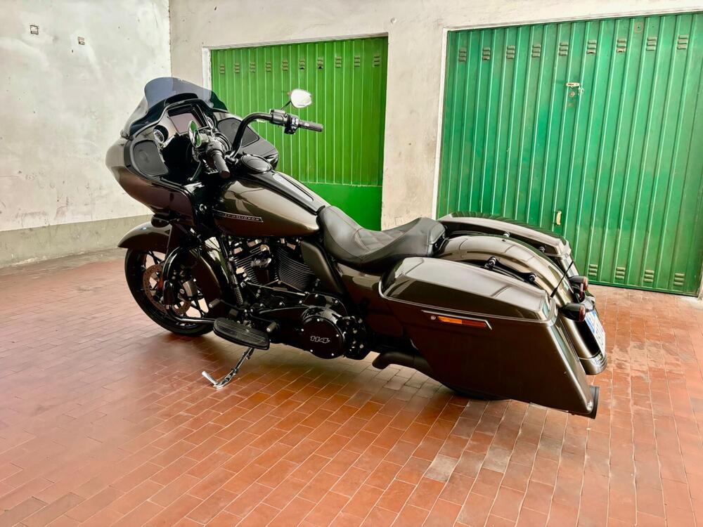 Harley-Davidson 114 Road Glide Special (2019 - 20) - FLTRXS (2)