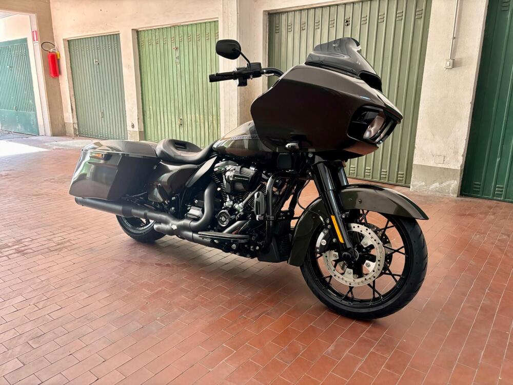 Harley-Davidson 114 Road Glide Special (2019 - 20) - FLTRXS (4)