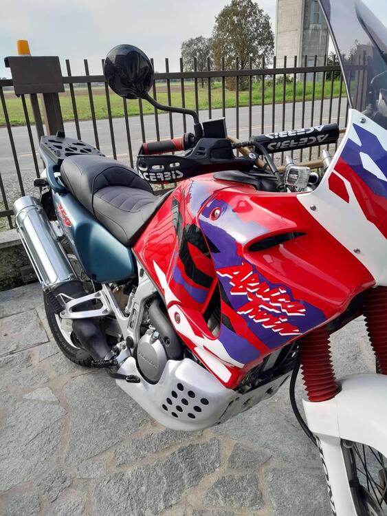 Honda Africa Twin XRV 750