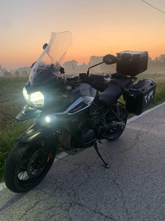 Triumph Tiger 1200 XCa (2018 - 20) (2)