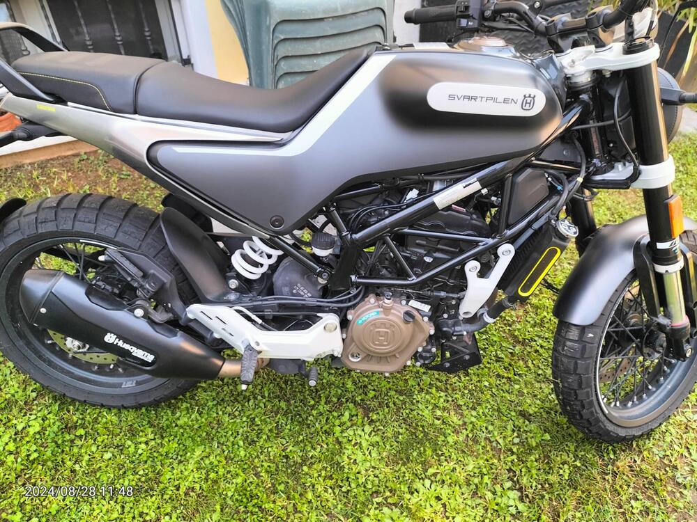 Husqvarna Svartpilen 125 (2021 - 23) (5)