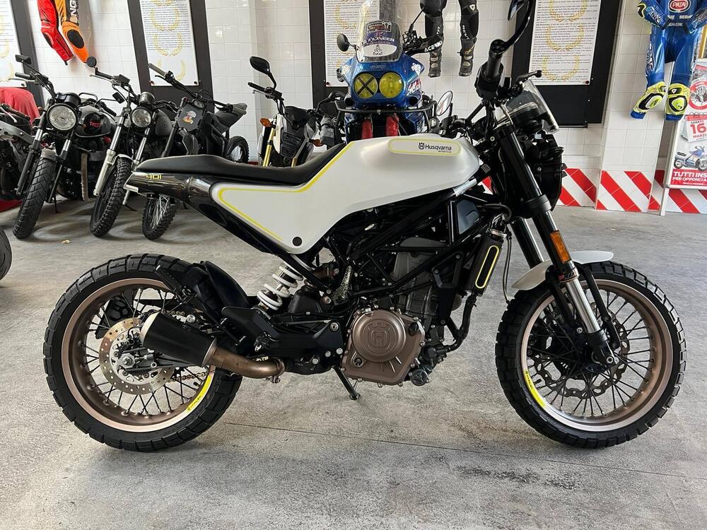 Husqvarna Svartpilen 401 (2018 - 19) (3)