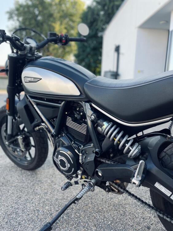 Ducati Scrambler 800 Icon Dark (2020) (4)