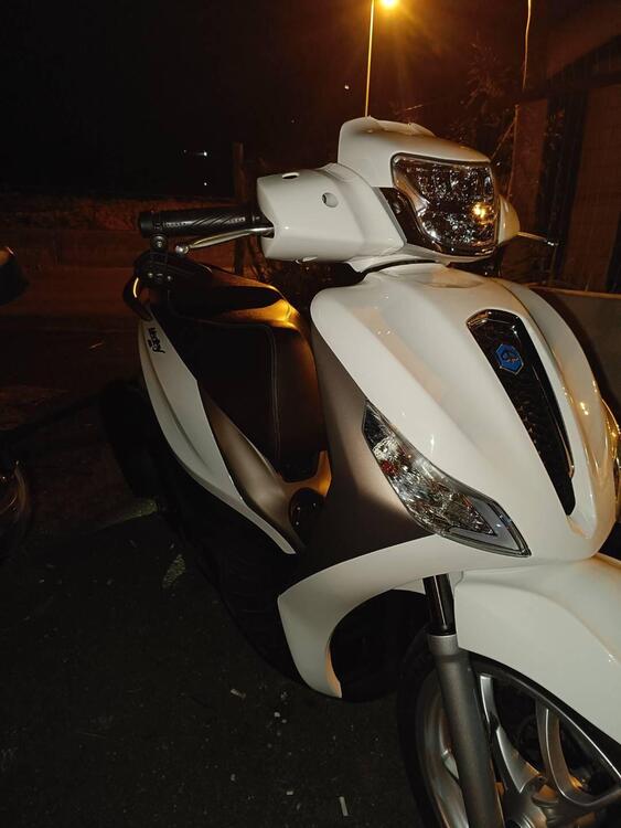 Piaggio Medley 125 ABS (2021 - 24) (3)