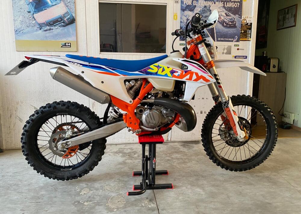 KTM EXC 300 TPI Six Days (2022)