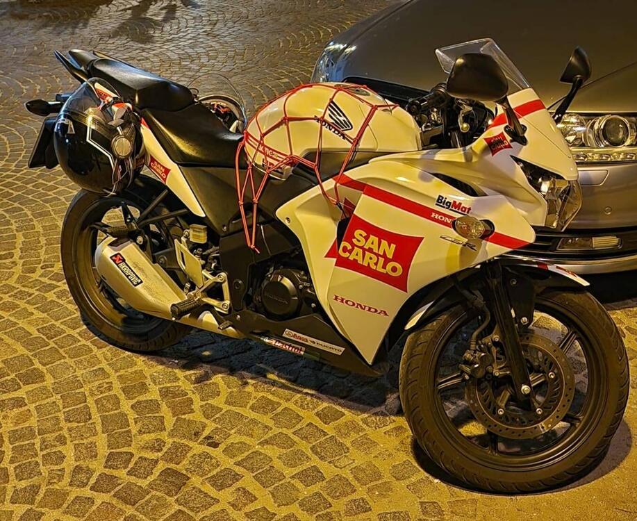 Honda CBR 125 R (2007 - 17) (2)