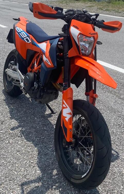 KTM 690 SMC R (2023 - 24) (2)