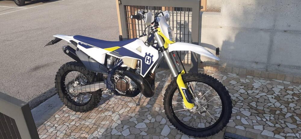 Husqvarna TE 250i (2021) (5)