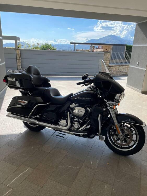 Harley-Davidson 114 Electra Glide Ultra Limited (2019) - FLHTK (5)