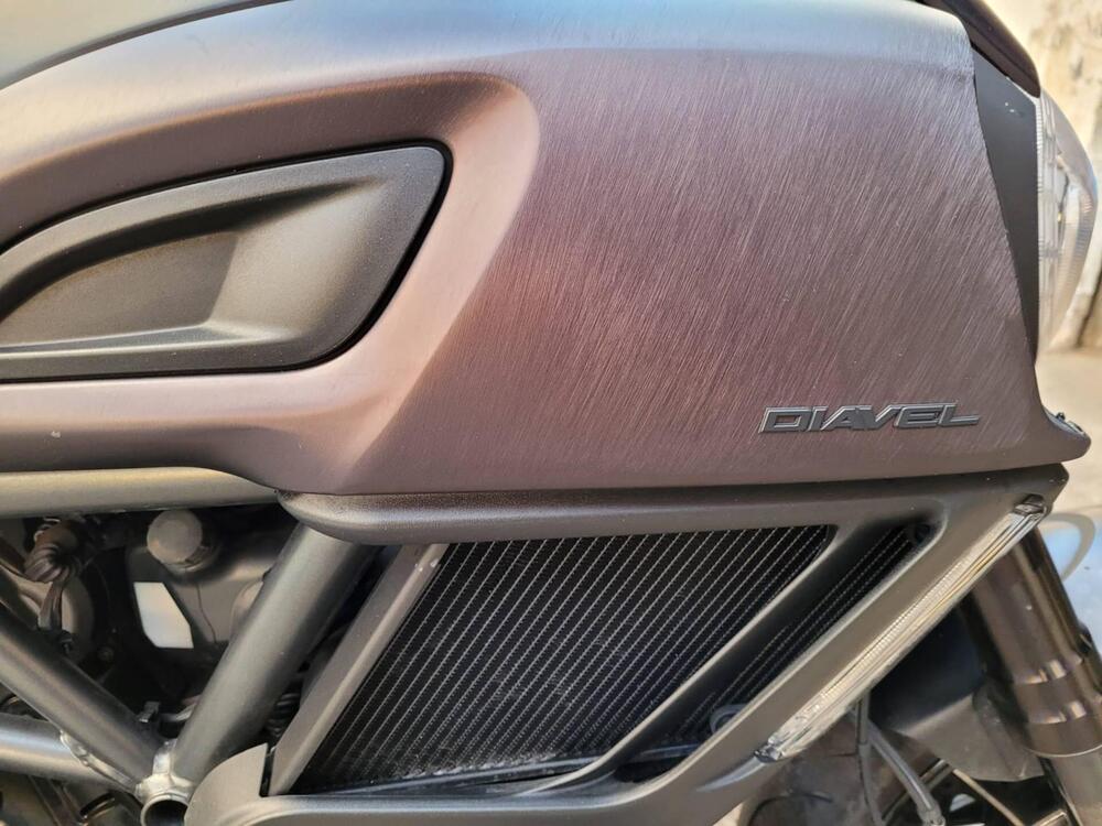 Ducati Diavel 1200 Carbon (2014 - 16) (5)