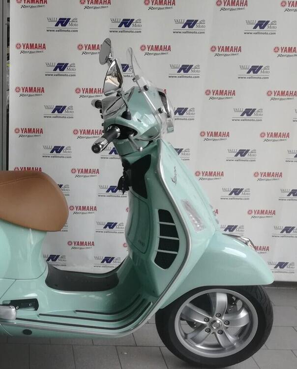 Vespa GTS 300 Hpe (2021 - 22) (3)