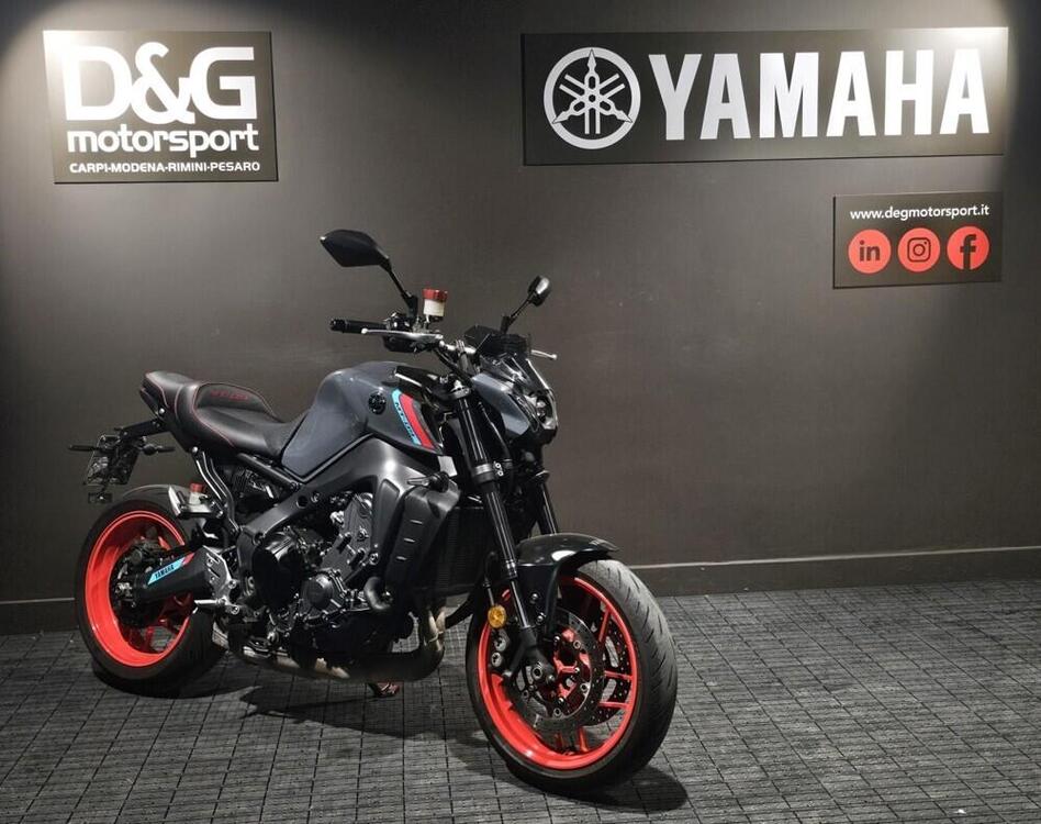 Yamaha MT-09 (2021 - 23) (2)