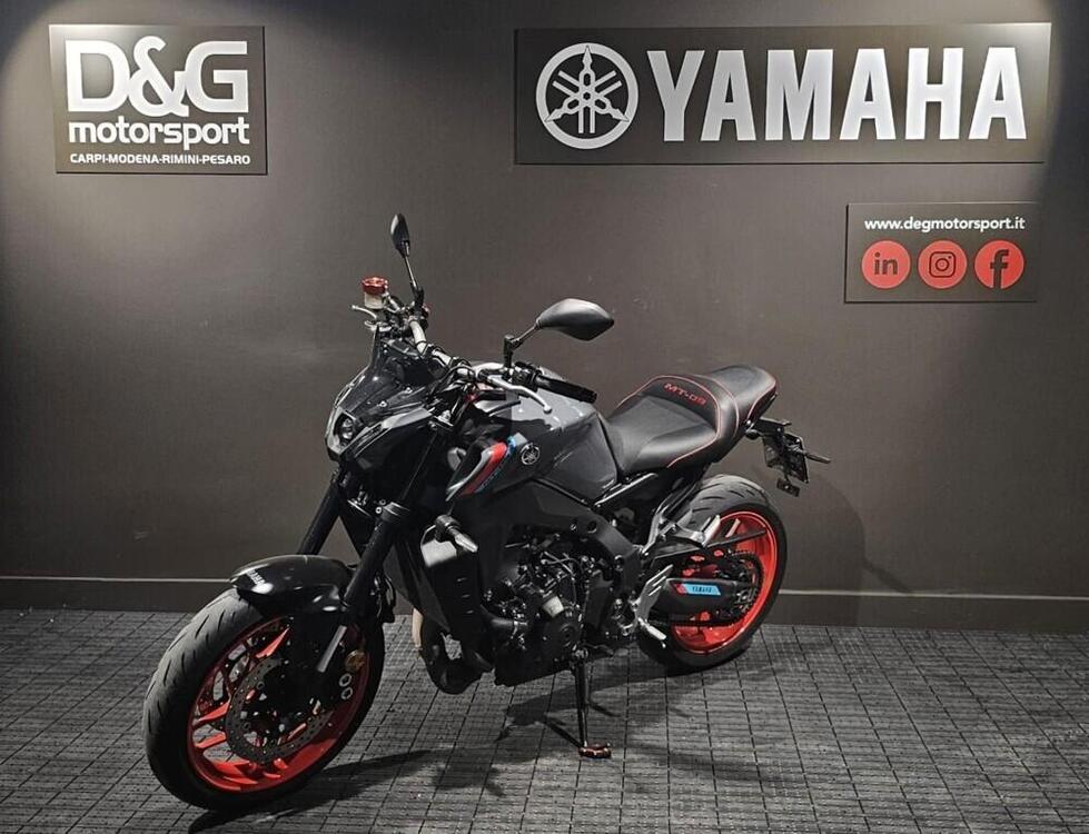 Yamaha MT-09 (2021 - 23) (3)