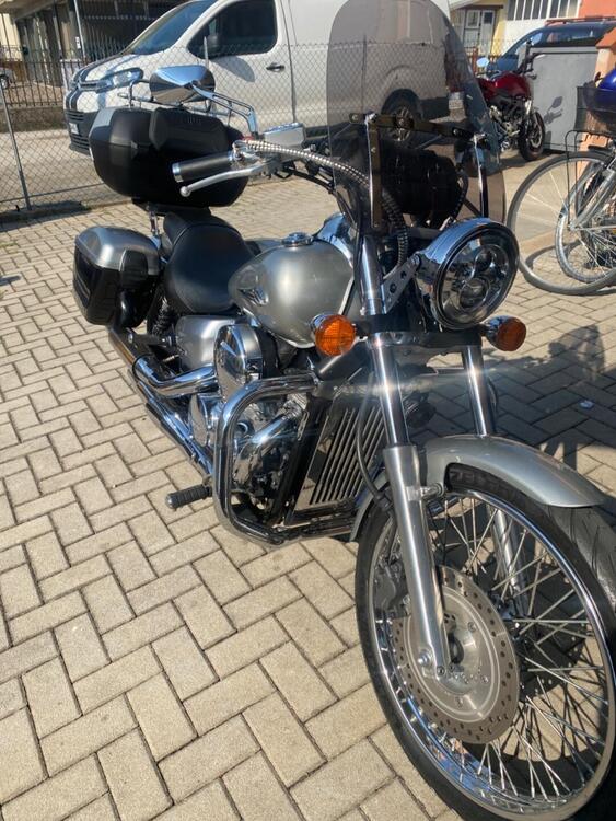 Honda VT 750 Shadow Spirit (3)