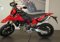 Ducati Hypermotard 698 Mono (2024) usata