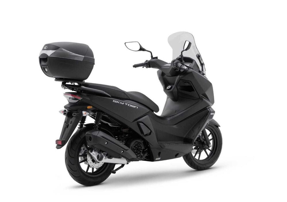 Kymco Skytown 125i (2024) (3)