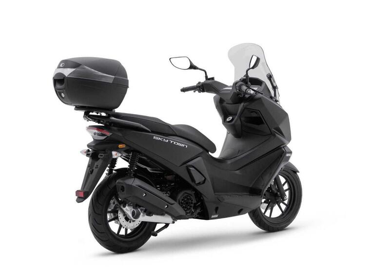 Kymco Skytown 125 Skytown 125i (2024) (3)