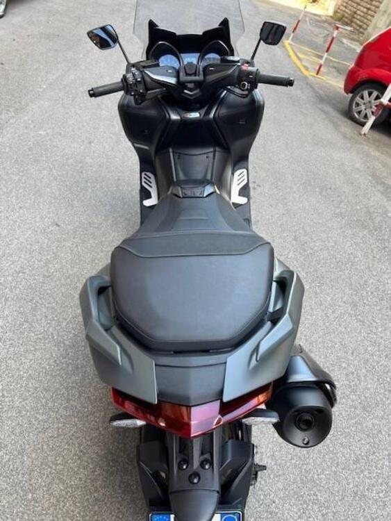 Yamaha T-Max 560 Tech Max (2021) (5)