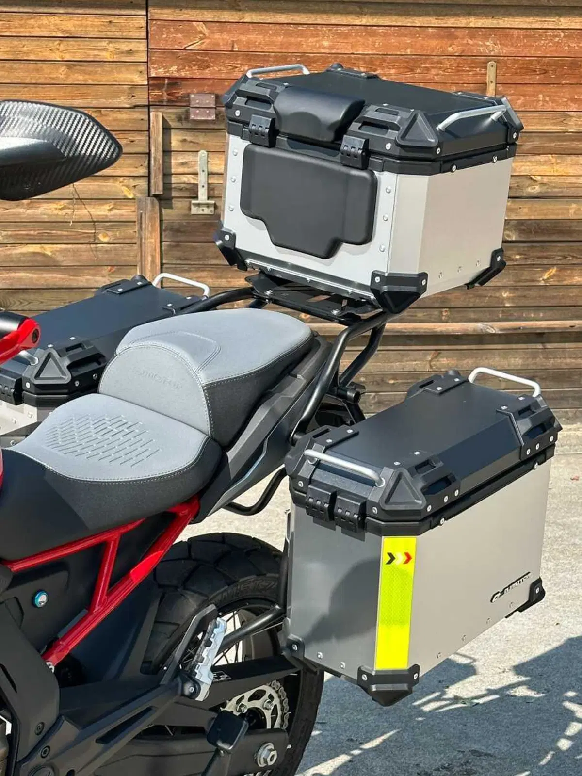 QJ Motor SRT 550SX, in arrivo la nuova adventure secondo QJ (11)