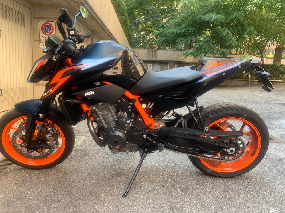 KTM 890 Duke R (2022 - 23) (2)