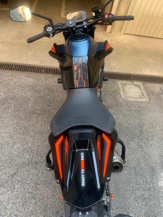 KTM 890 Duke R (2022 - 23) (5)