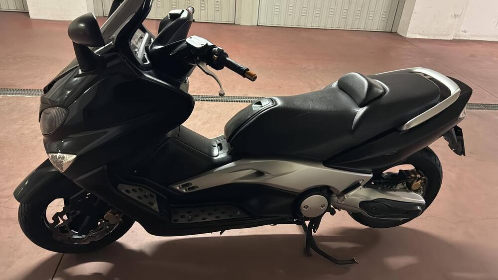 Yamaha T-Max 500 (2001 - 03) (3)