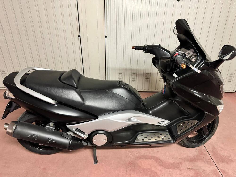 Yamaha T-Max 500 (2001 - 03) (4)