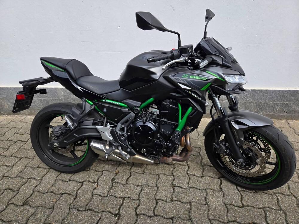 Kawasaki Z 650 (2021 - 25) (2)