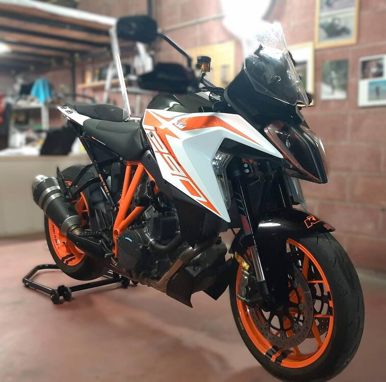 KTM 1290 Super Duke GT (2019 - 20) (3)