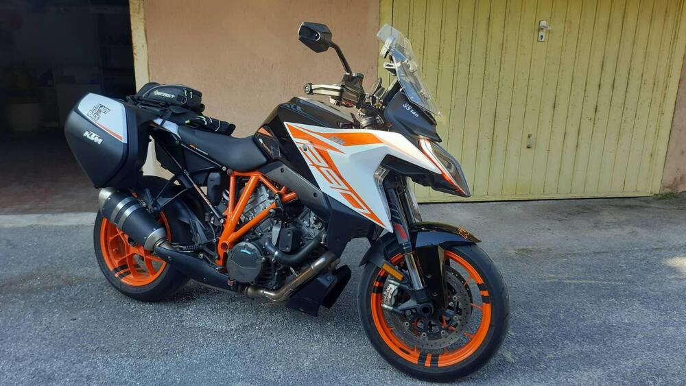 KTM 1290 Super Duke GT (2019 - 20) (4)