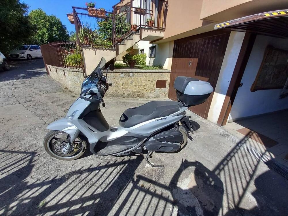 Piaggio Beverly 350 Tourer (2020) (2)