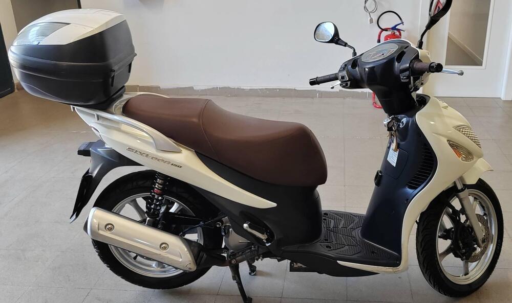 Suzuki SIXteen 150 (2007 - 14) (3)