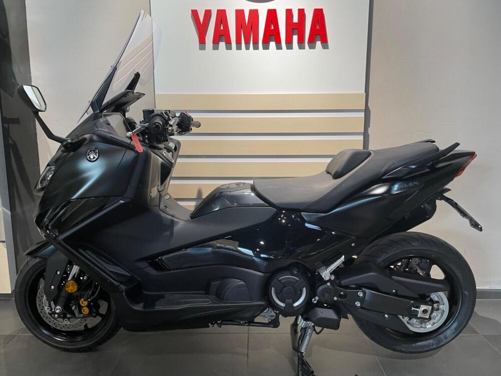 Yamaha T-Max 560 Tech Max (2022 - 24) (2)