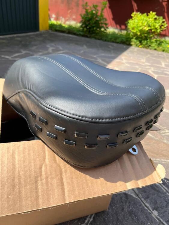 SELLA HARELY COMFORT PASSEGGERO HERITAGE DAL 2011 Harley-Davidson