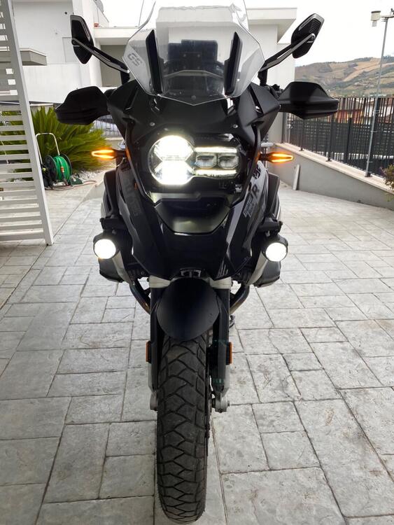 Bmw R 1250 R (2021 - 24) (2)