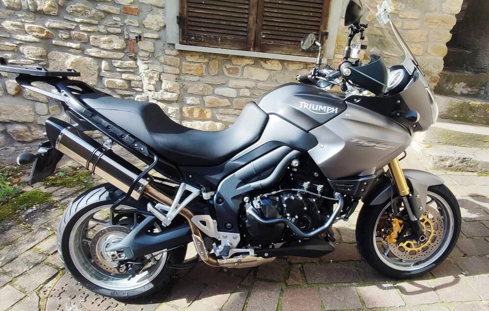 Triumph Tiger 1050 SE ABS (2006 - 13) (4)