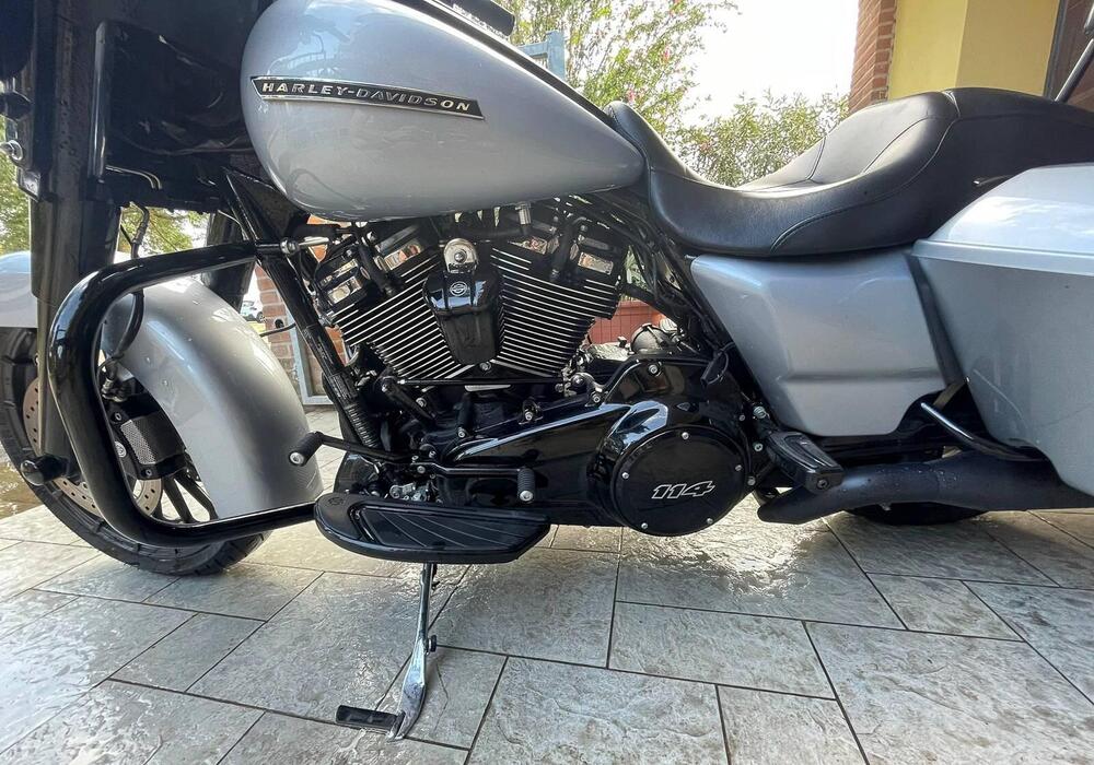 Harley-Davidson 107 Street Glide Special (2017 - 19) - FLHXS (5)