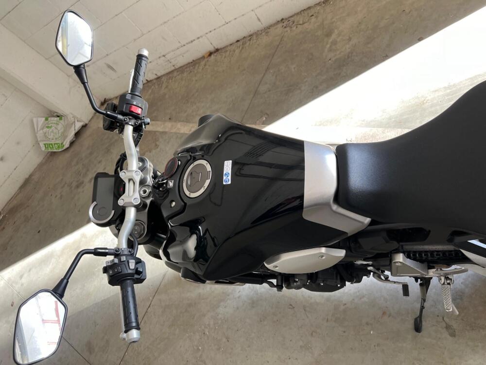 Honda CB 1000 R + Neo Sport Cafè (2019 - 20) (4)