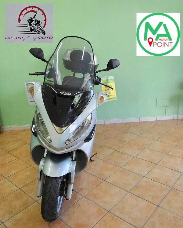 Malaguti Madison 200 S 4T (4)