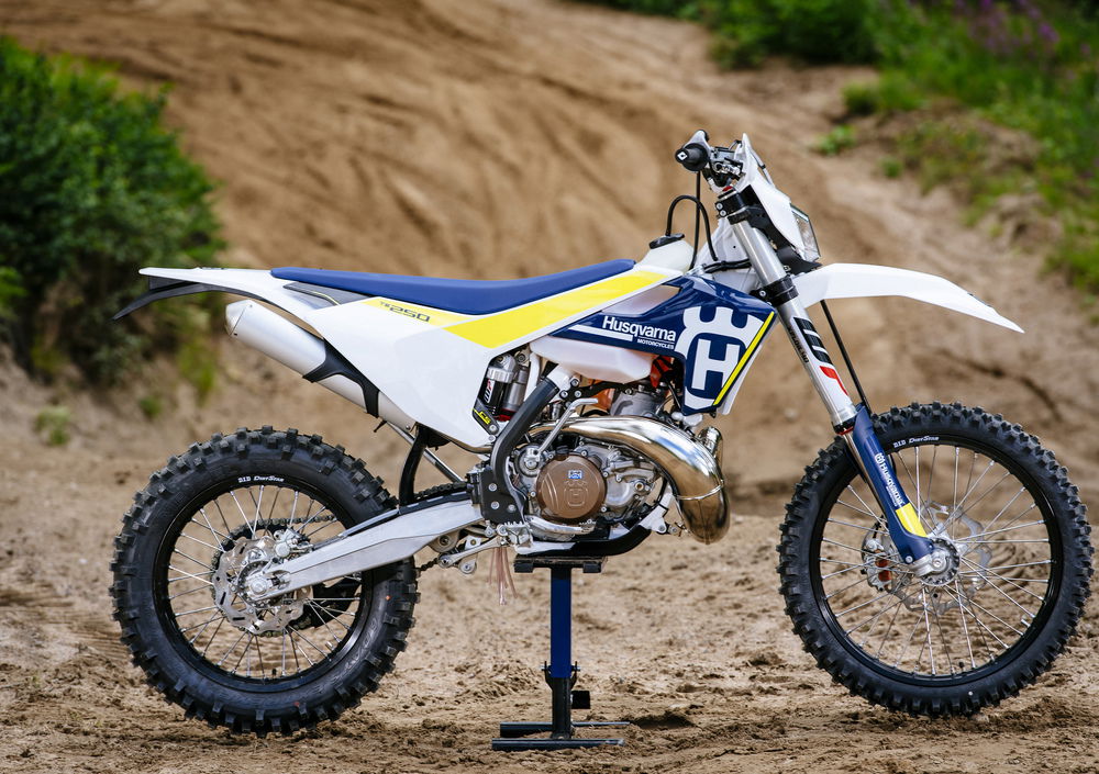 Husqvarna TE 250 (2017) (2)