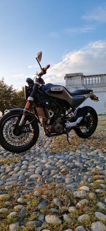 Husqvarna Svartpilen 401 (2020) (2)