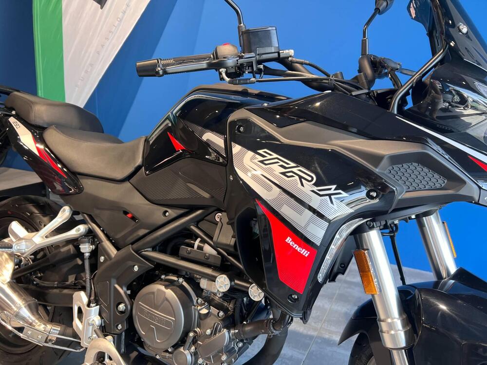 Benelli TRK 251 (2022 - 24) (4)