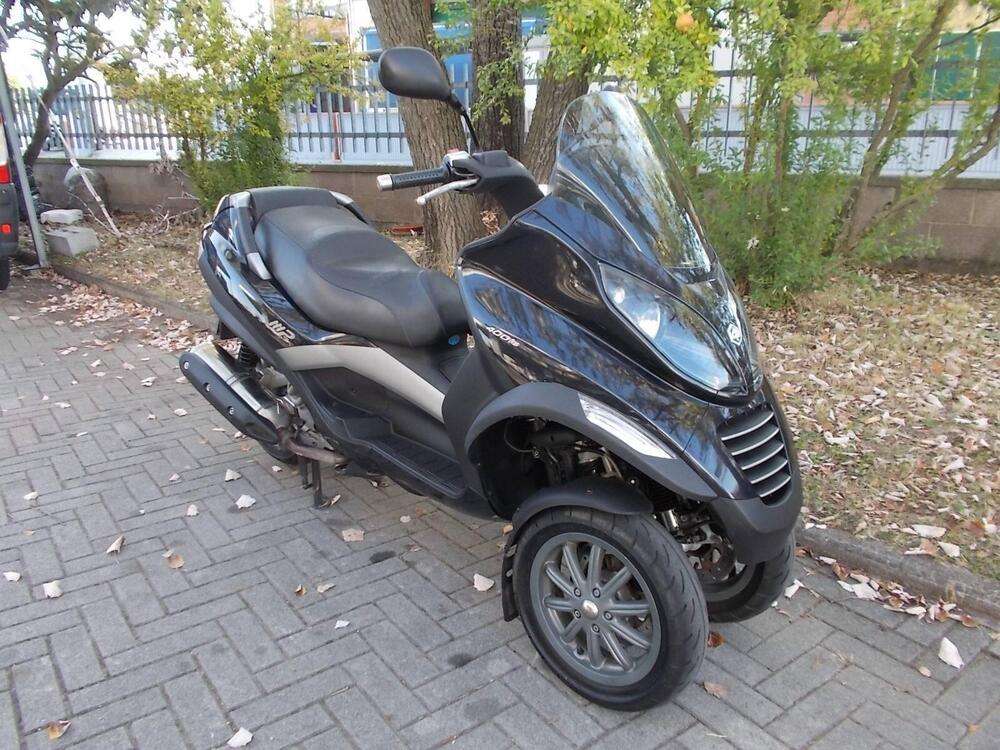 Piaggio MP3 400 i.e. (2010 - 11)