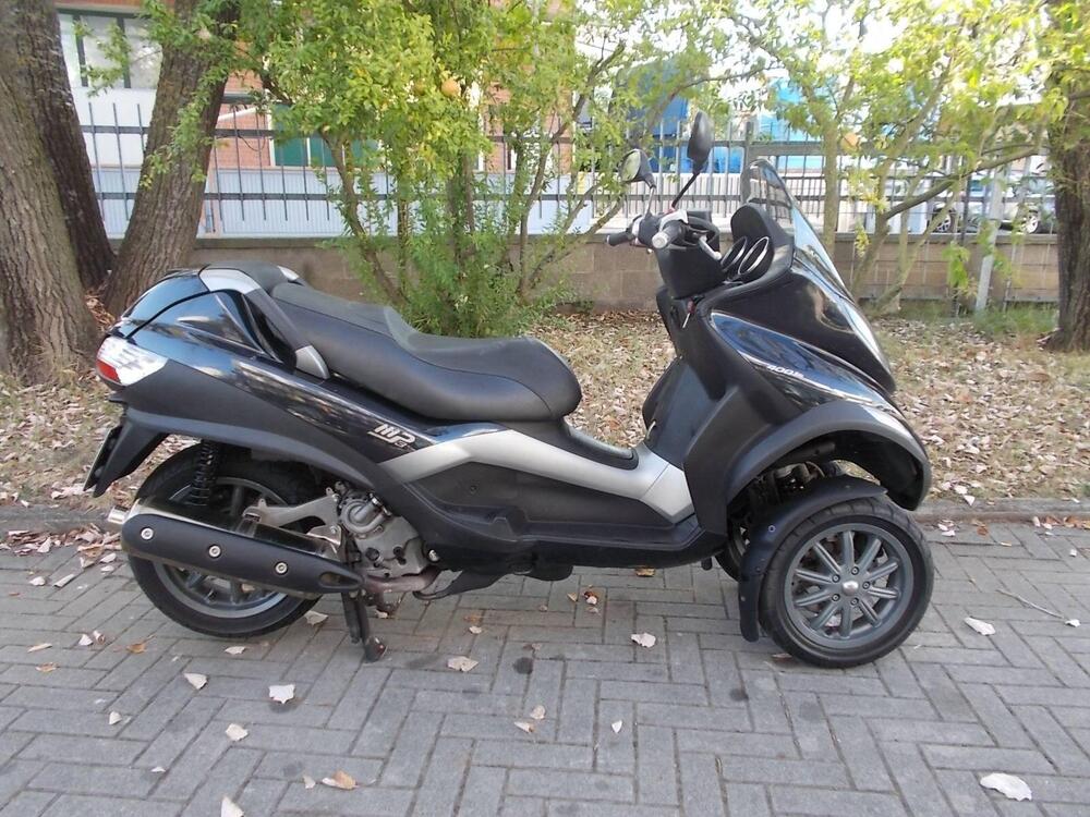 Piaggio MP3 400 i.e. (2010 - 11) (2)